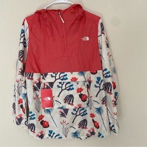 The north face light weight water resistant jacket. NWT size small